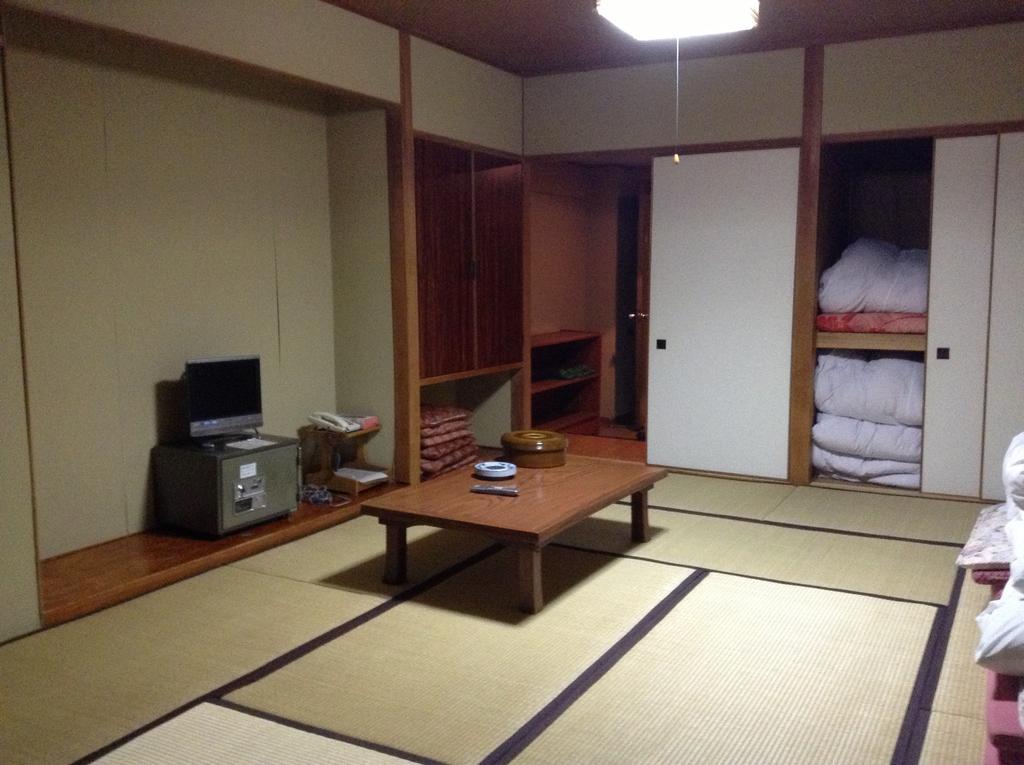 Shiga Highland Hotel Яманучи Стая снимка