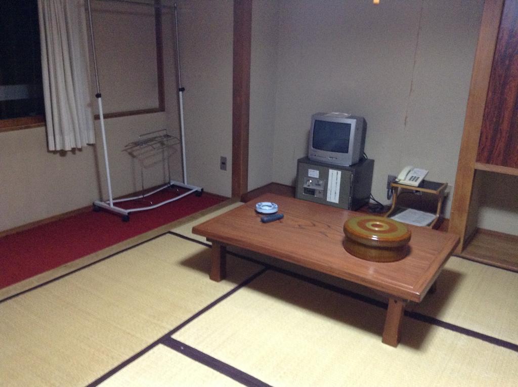 Shiga Highland Hotel Яманучи Стая снимка
